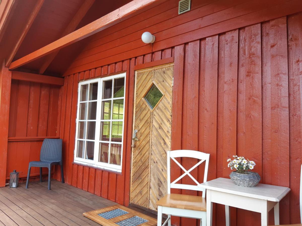 Eidsdal Camping Og Feriehus Exterior photo