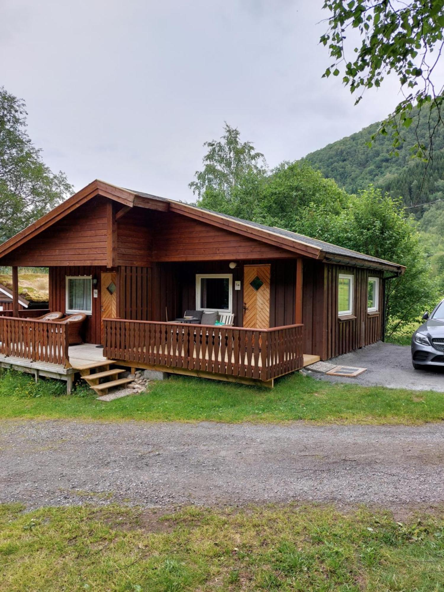 Eidsdal Camping Og Feriehus Exterior photo